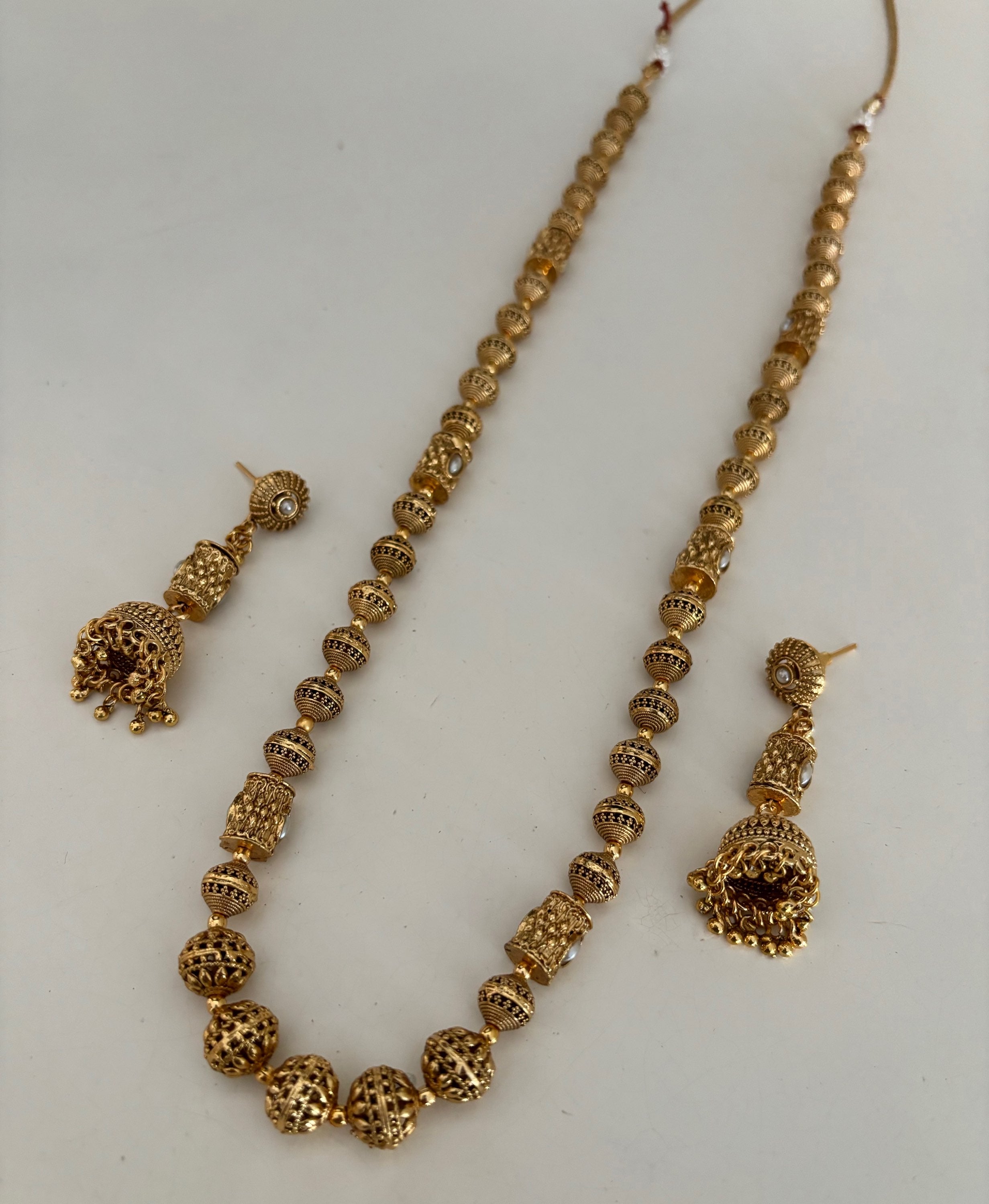 Ball mala with oblong pearl  image 0