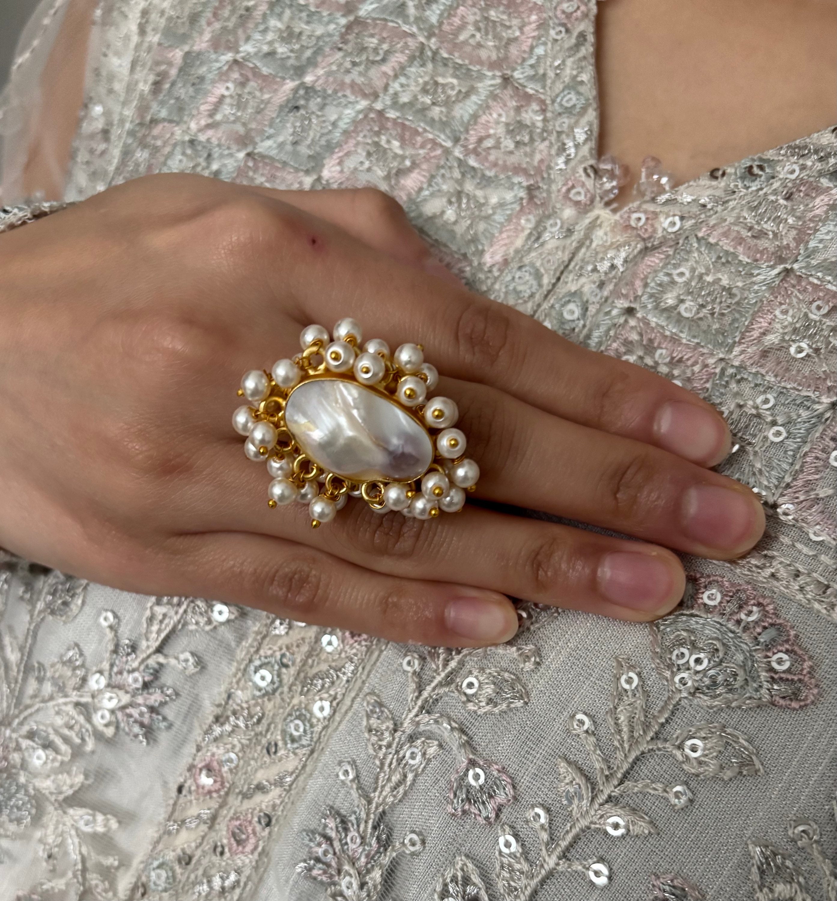 Baroque pearl ring  image 0