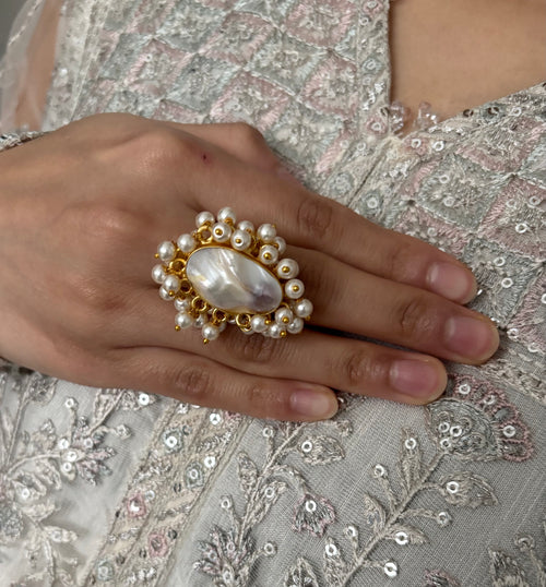 Baroque pearl ring  image 0