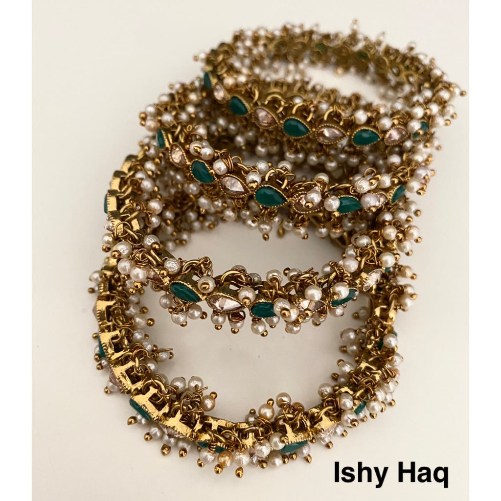 Tear drop pearl trim (green) image 1