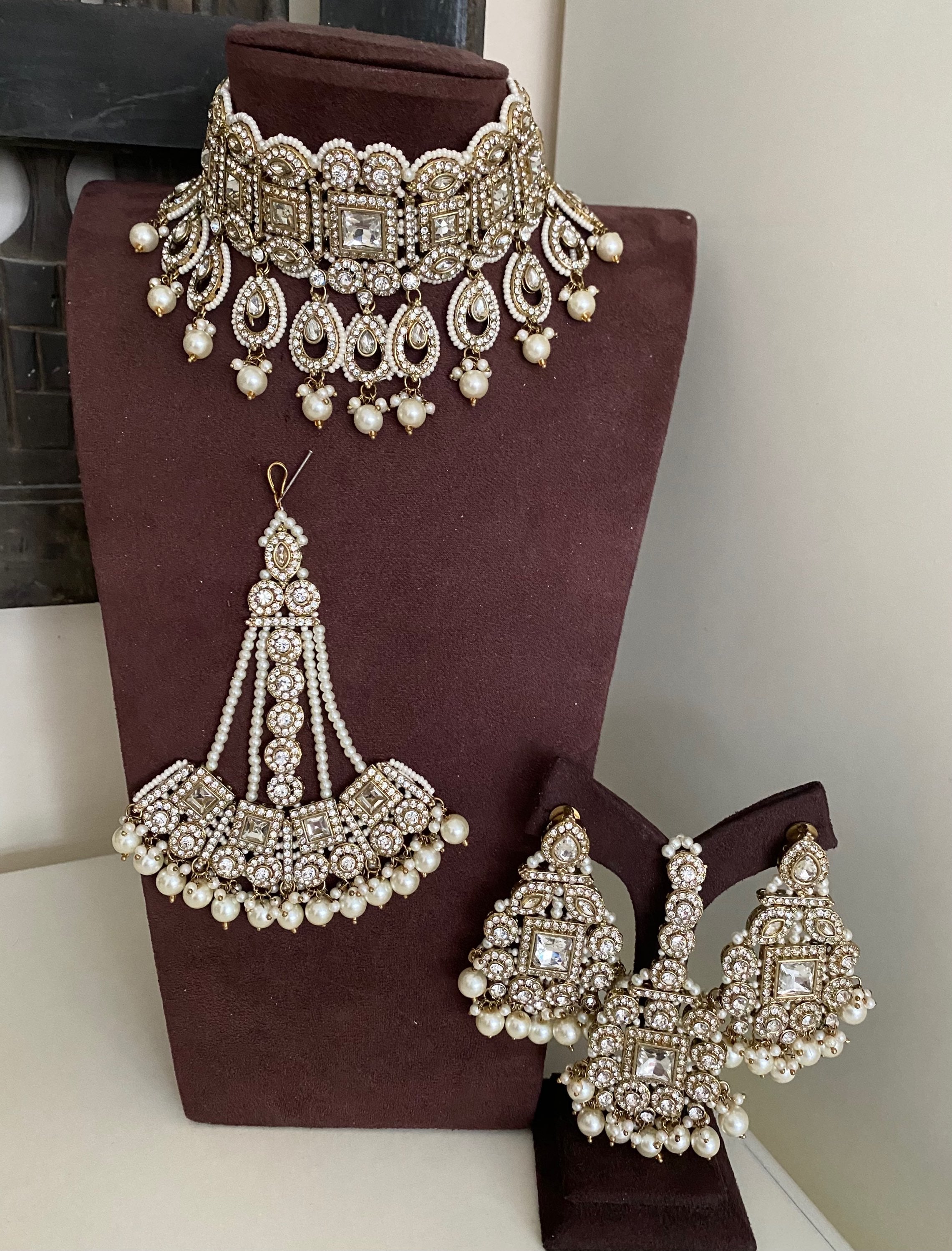 Lamiya choker haar set  image 1
