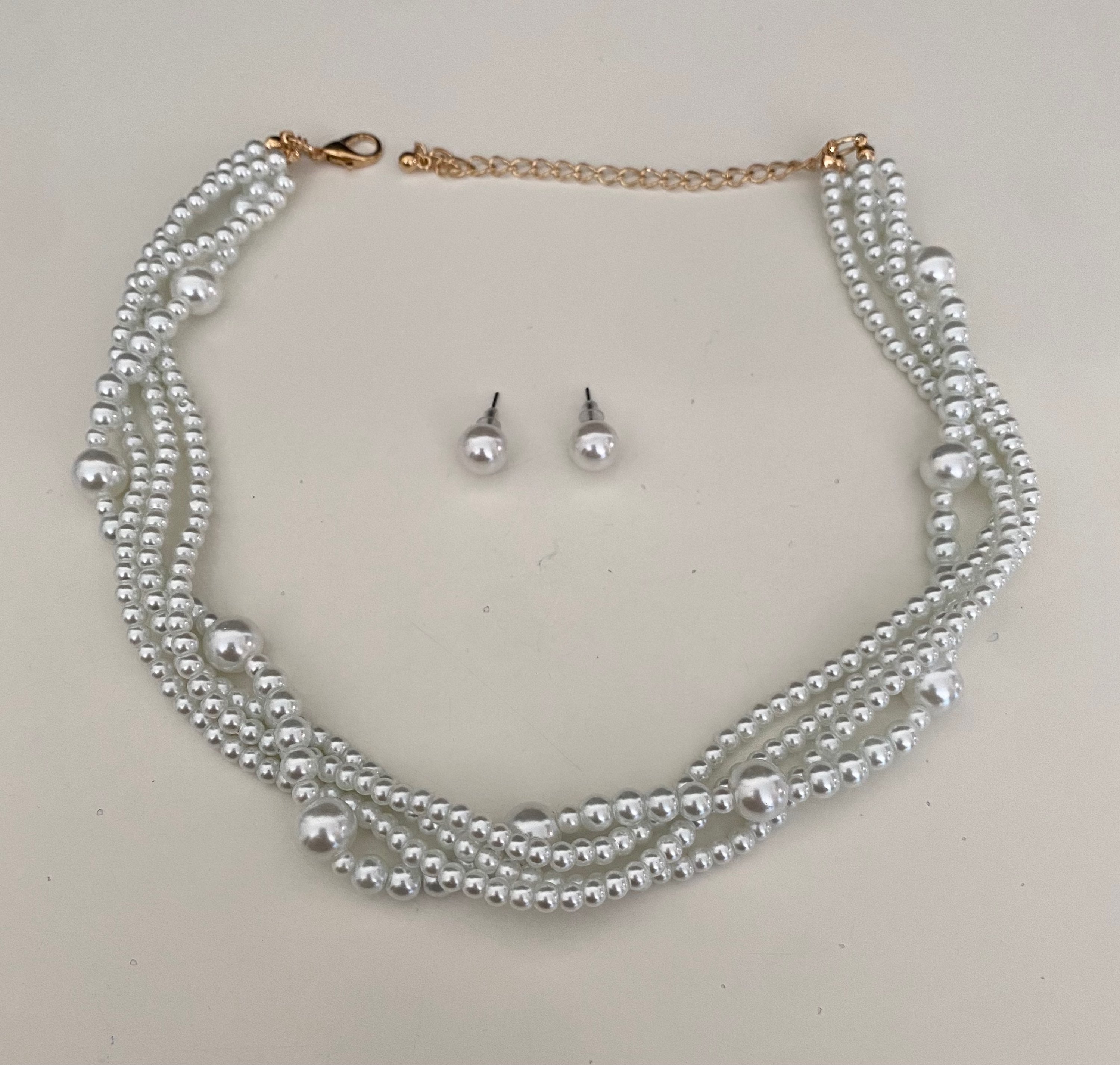 Twisted rope pearl  image 0