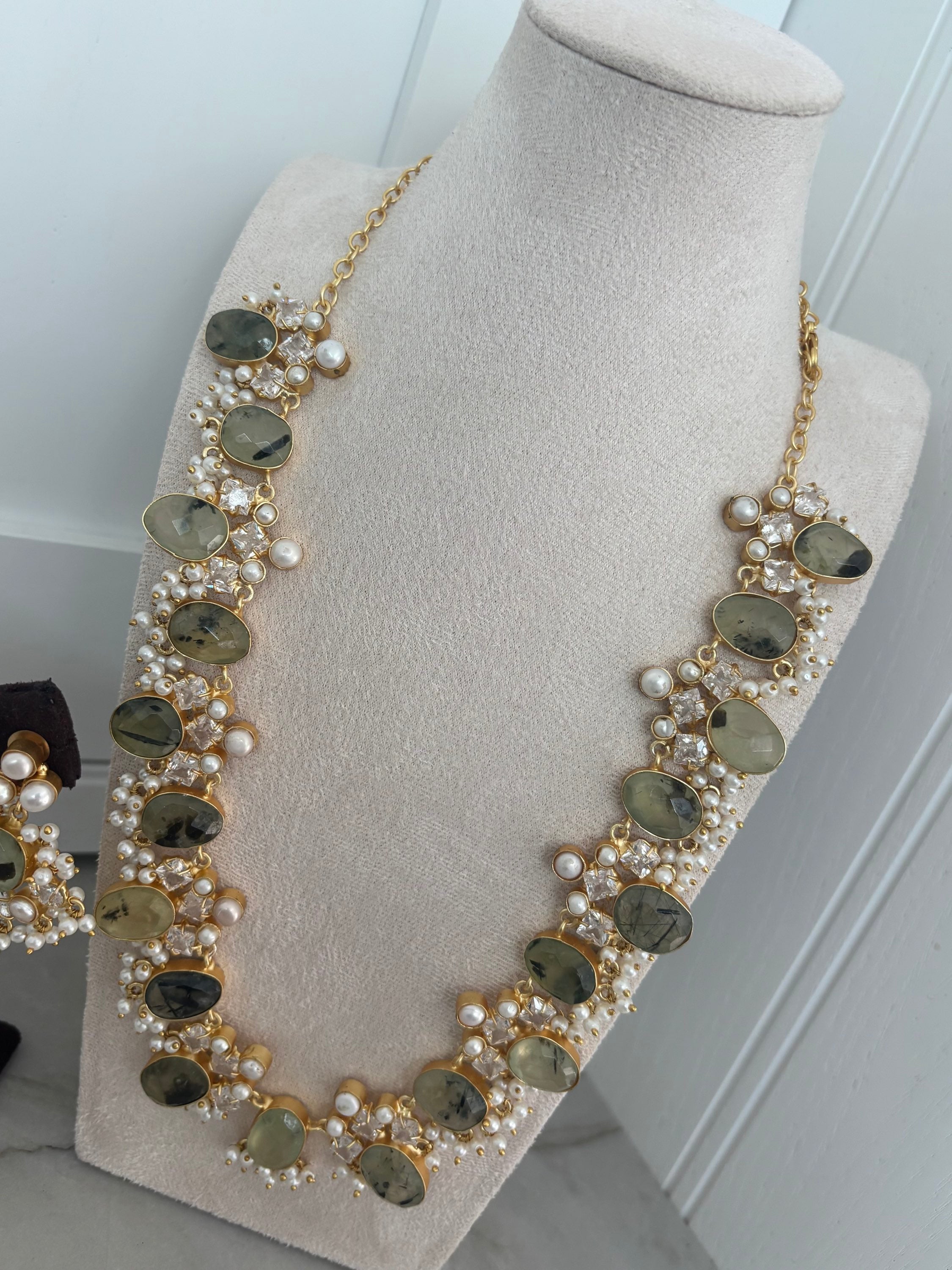 IH precious Prehnite image 4