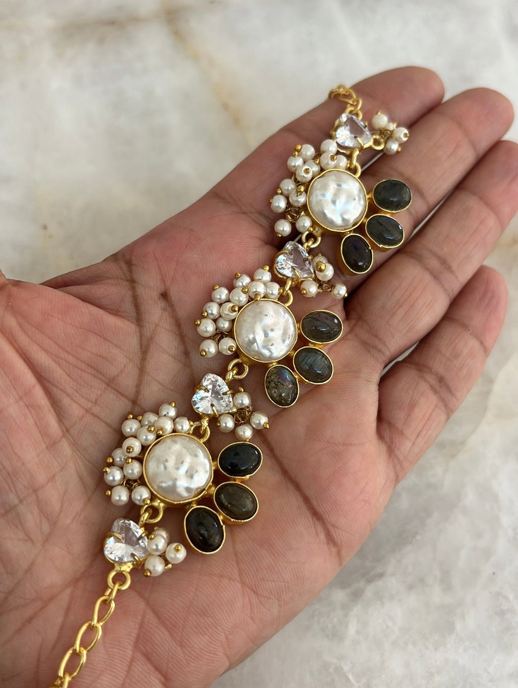 IH bracelet (F) - Ishy Haq