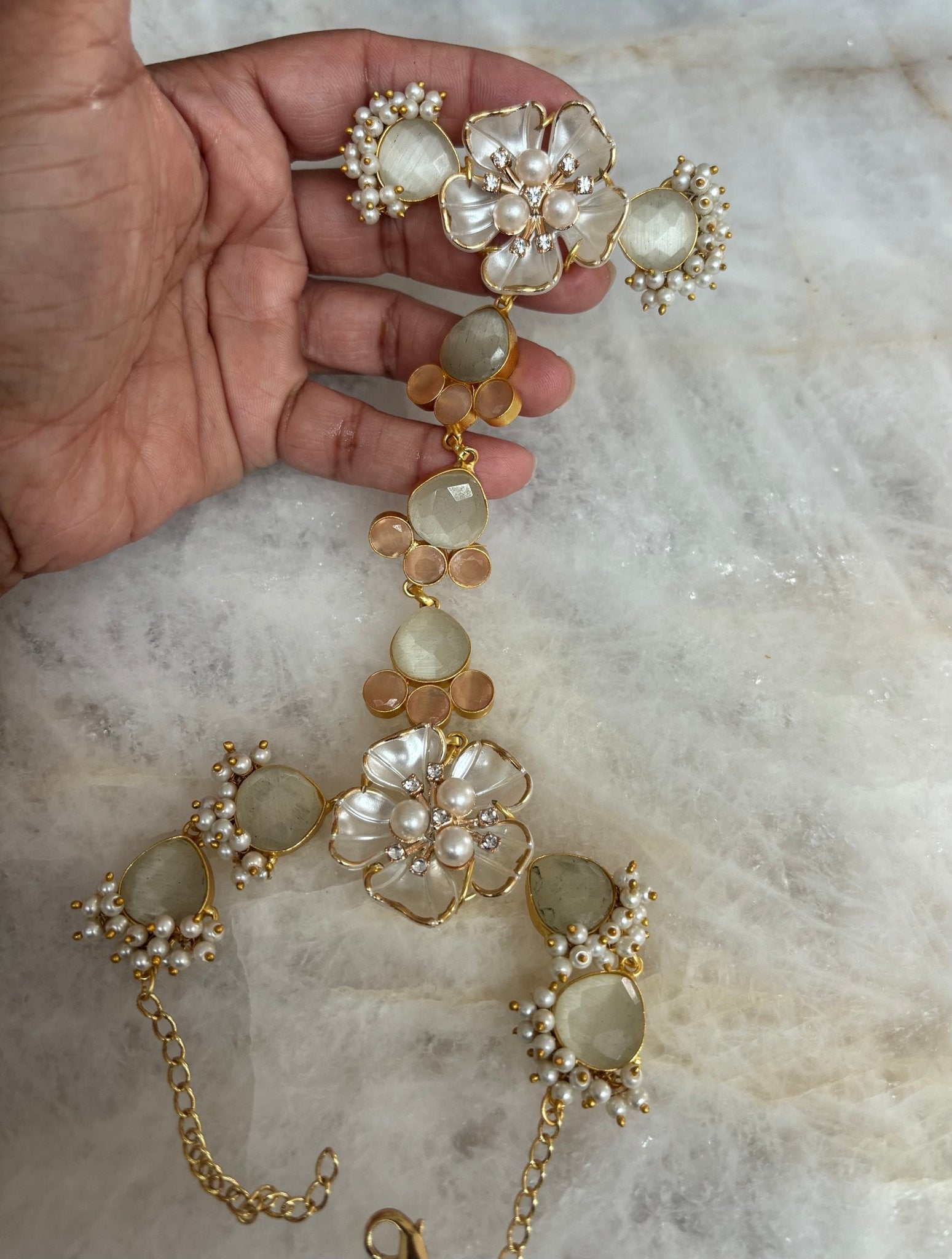 IH Handpiece Floral (C) - Ishy Haq