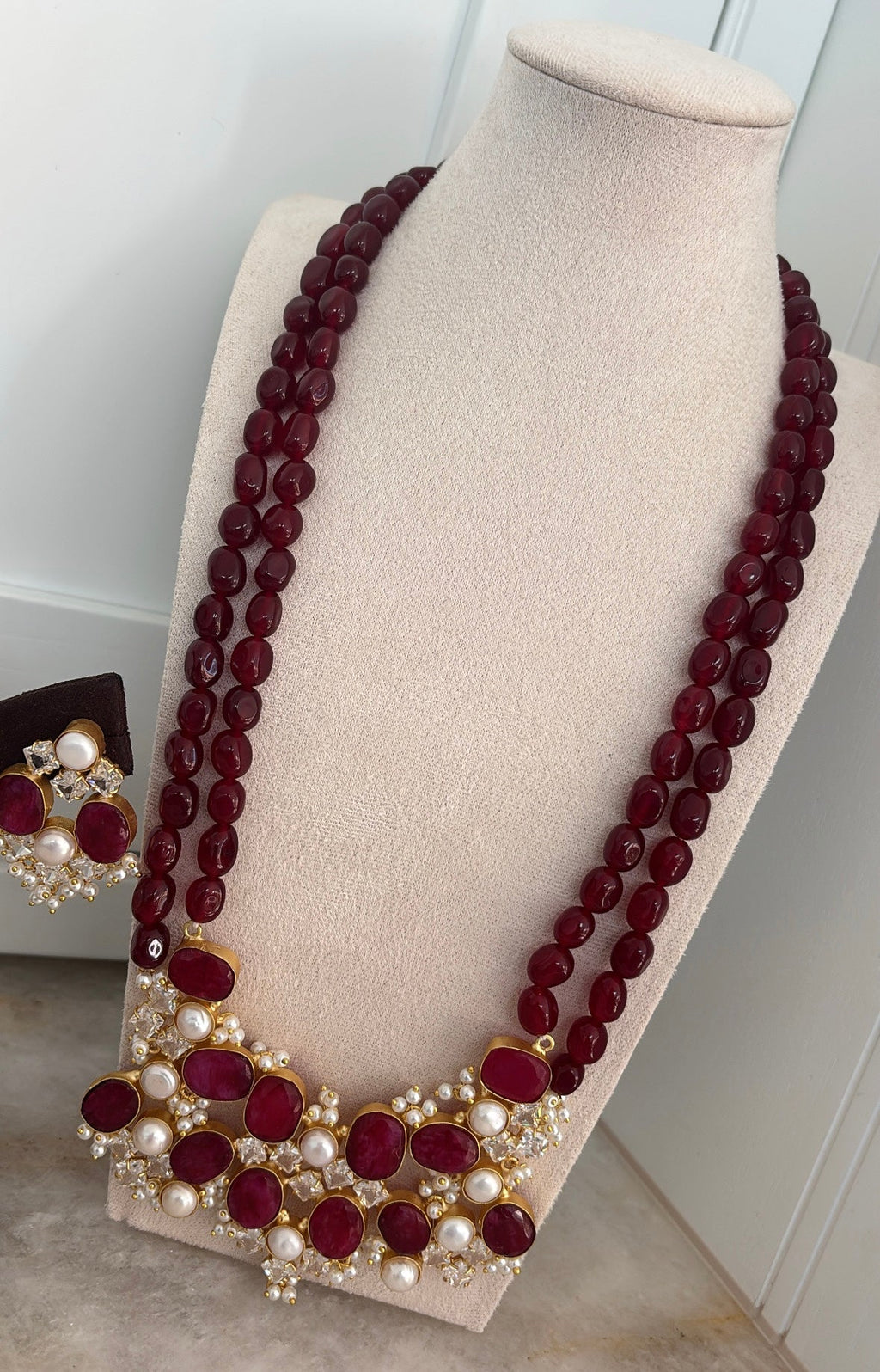 IH Swarovski (K) - Ishy Haq