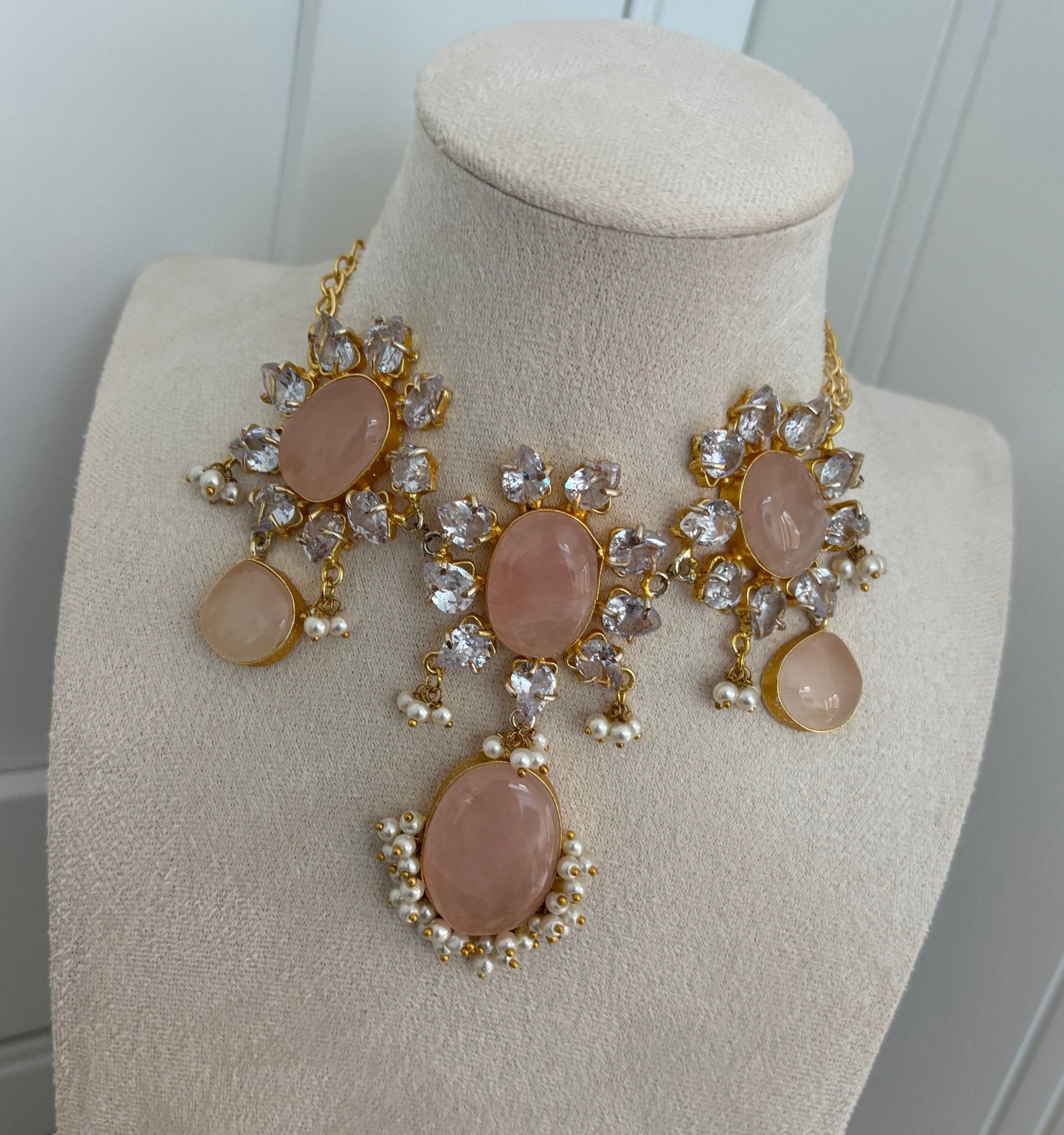 Limited Edition Choker (F) - Ishy Haq