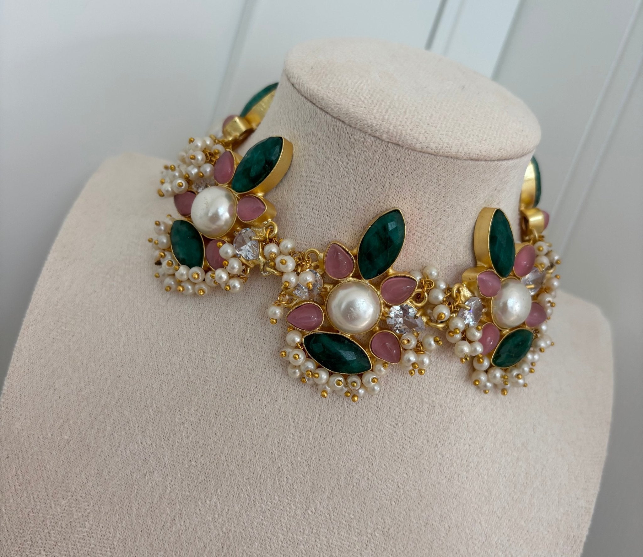 Limited Edition Choker (H) - Ishy Haq