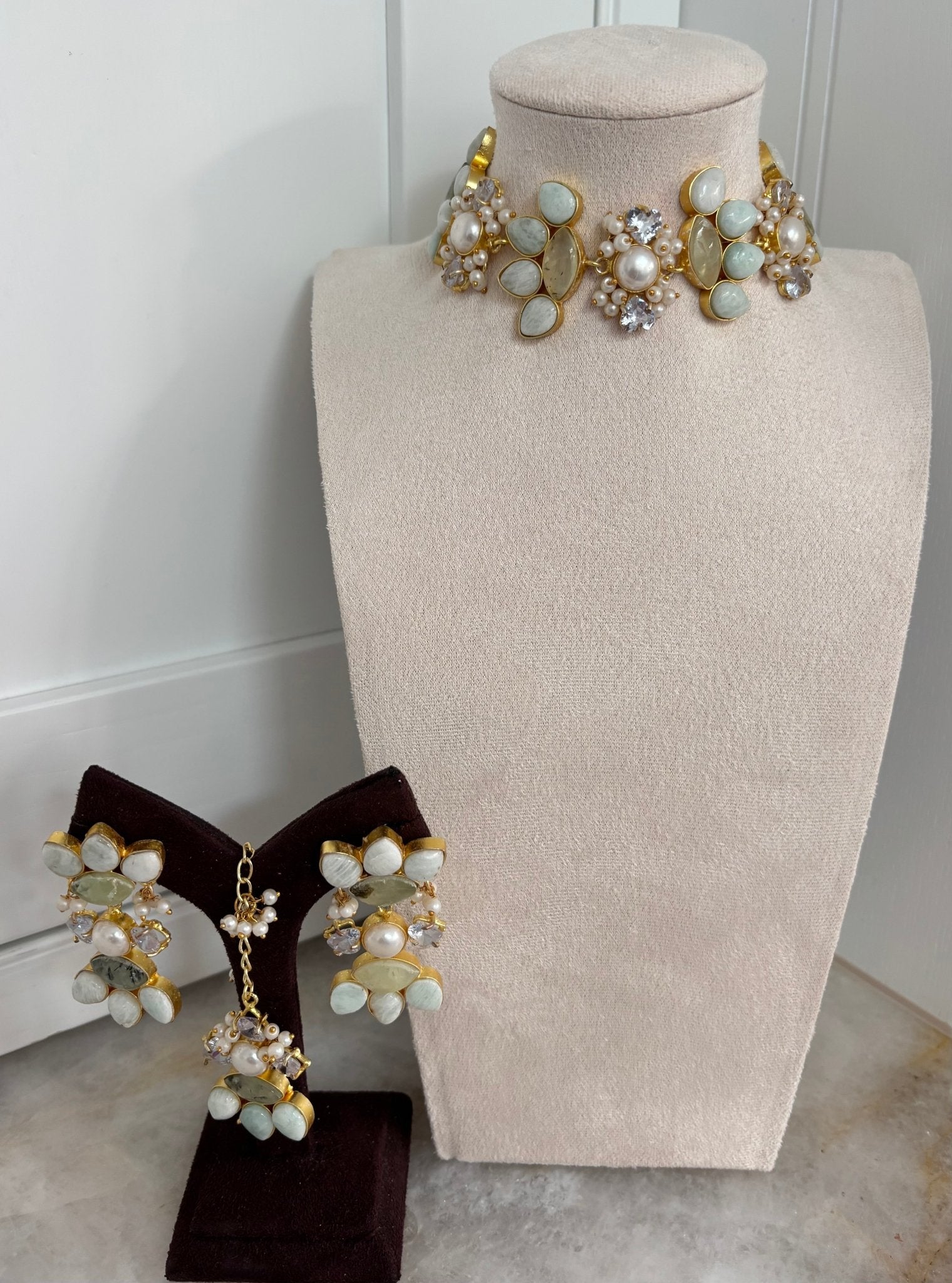 Limited Edition Choker (K) - Ishy Haq