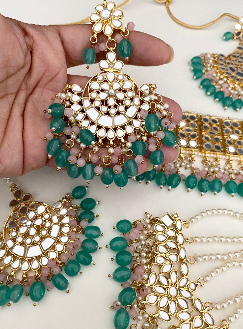 Nura Mirror choker set