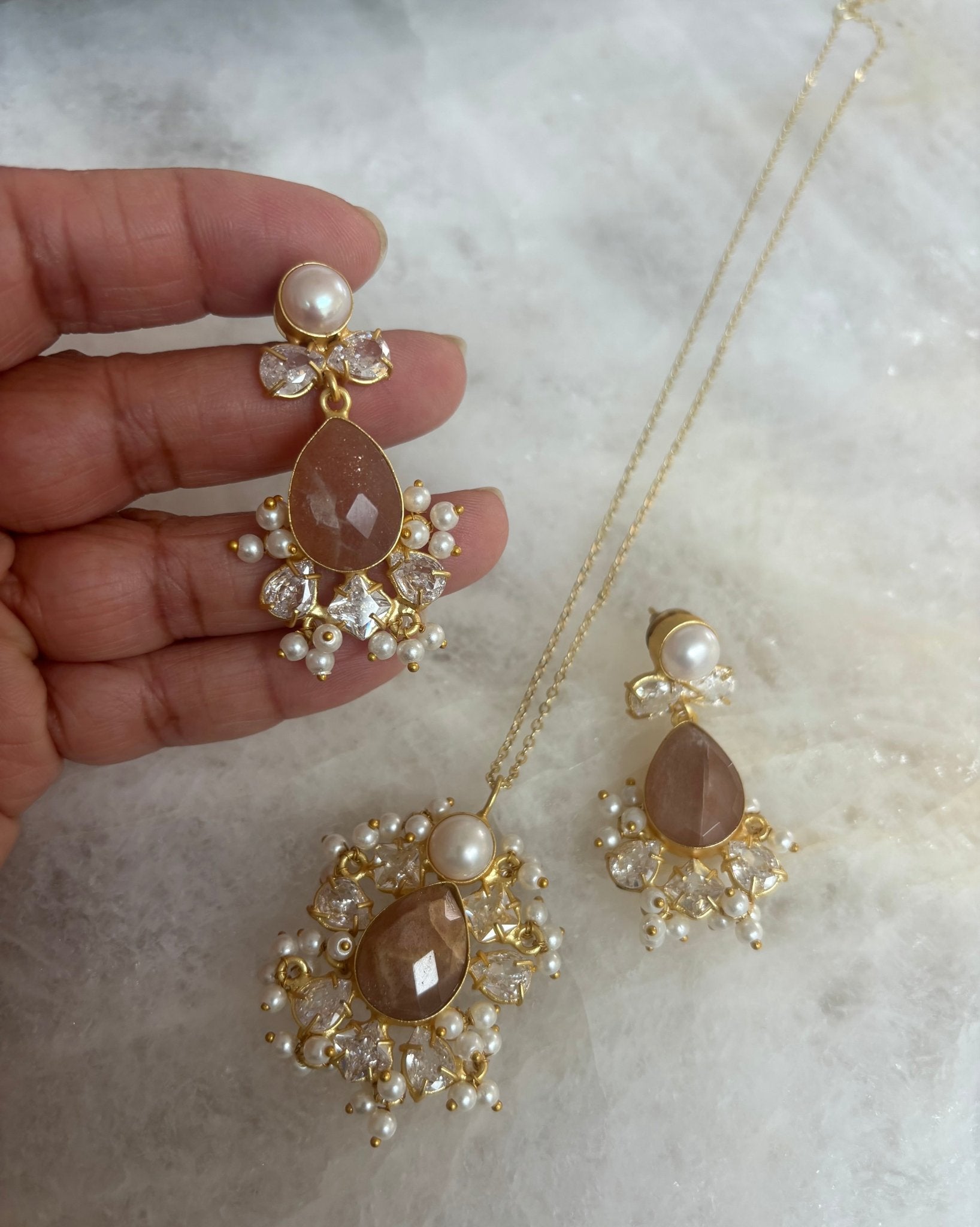 Precious pendant - Ishy Haq