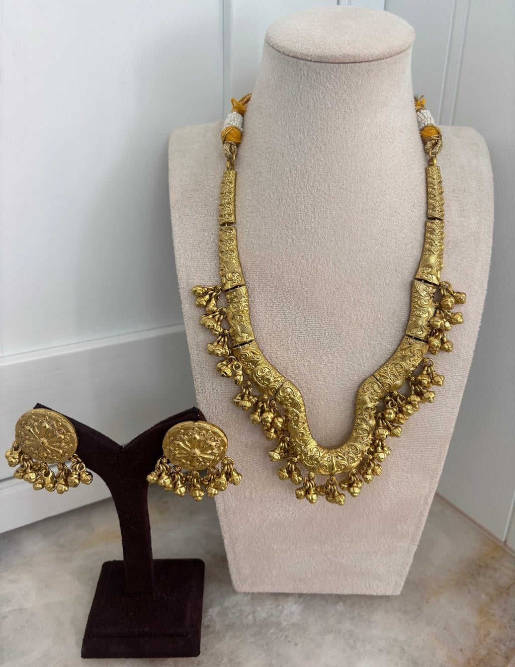 Vintage Amber - Ishy Haq